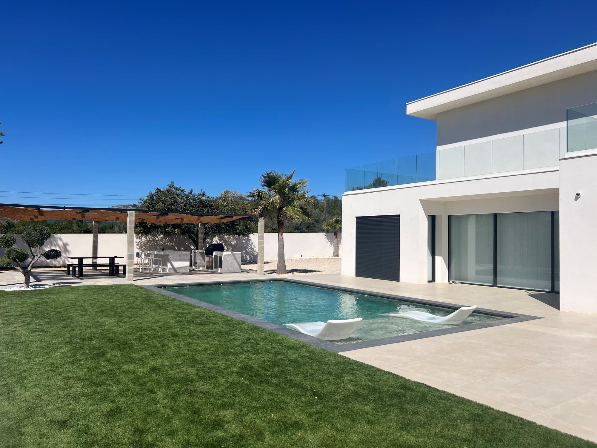Villa — photo 6